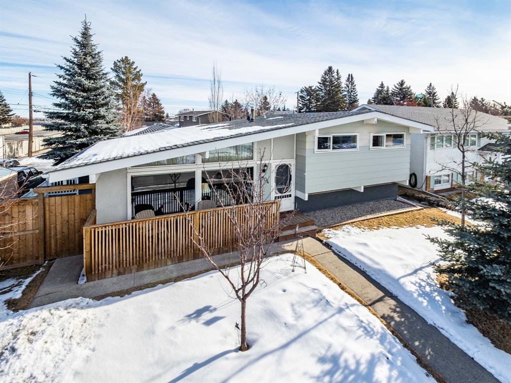 9904 Maplecreek Drive SE, Calgary, AB, T2J 1T5 A1062943 Heart