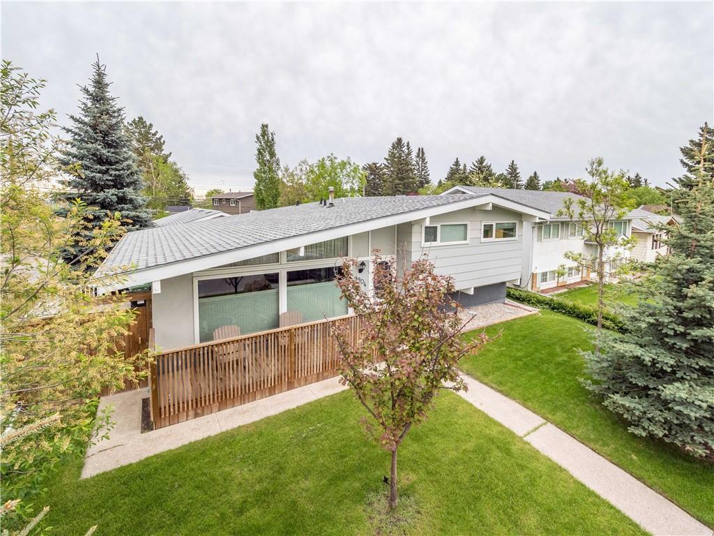 9904 Maplecreek Drive SE, Calgary, AB, T2J 1T5 A1062943 Heart