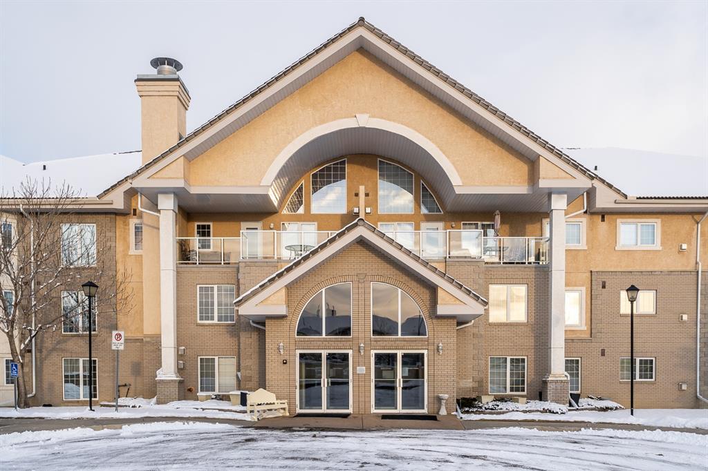 208 728 Country Hills Road NW, Calgary, AB A1067240 Robyn Moser