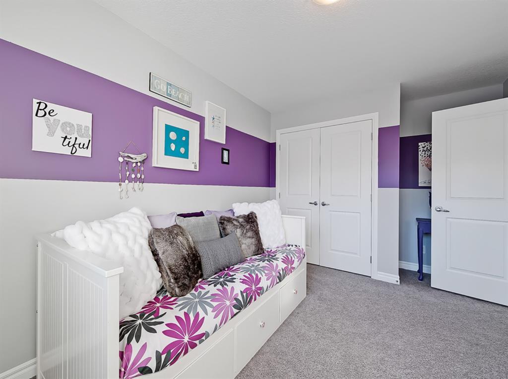 370 Hillcrest Circle SW, Airdrie, AB, T4B 4B3 A1070215 The