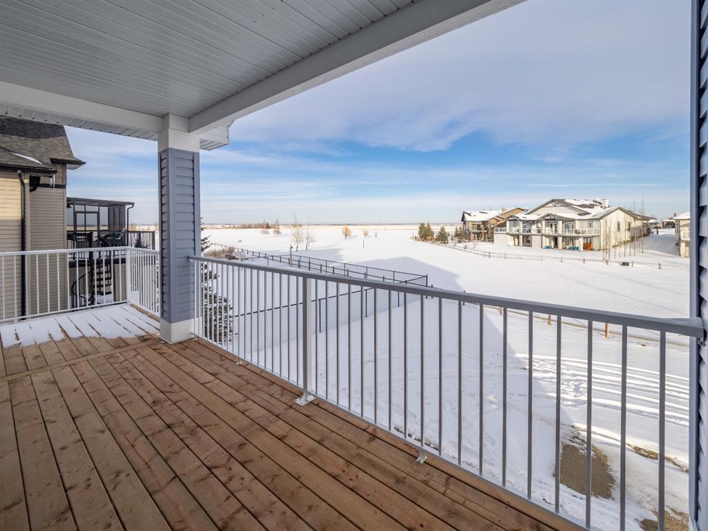 114 Speargrass Close, Carseland, AB, T0J 0M0 A1071222 Heart & Sold