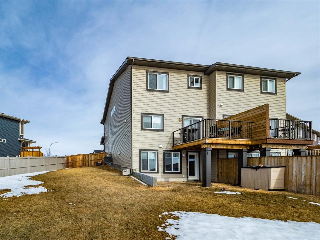 265 Hillcrest Road SW, Airdrie, AB, T4B 4K1 A1077952 2 Realty