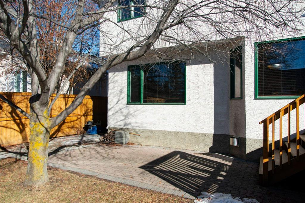 234 Valley Ridge Green NW, Calgary, AB, T3B 5L6 A1078582 Gerard