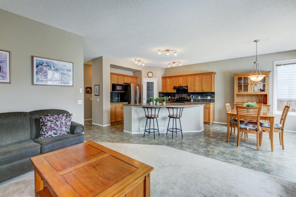 160 Tuscany Ravine Road NW, Calgary, AB, T3L 2T2 A1080101 Brenda