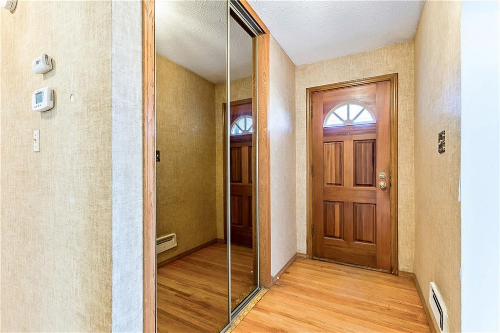 2827 12 Avenue NW, Calgary, AB, T2N 1K9 A1083627 Smith Pezzente