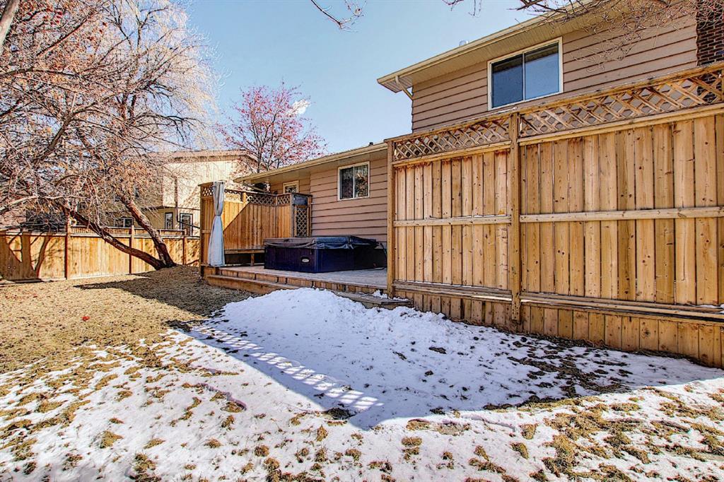 14319 Deer Ridge Drive SE, Calgary, AB, T2J 5V9 A1088199 J.T. Hay