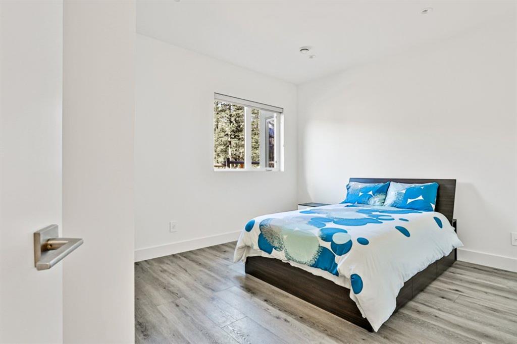 132 River’s Bend Way, Dead Man’s Flats, AB, T1W 0K5 A1098152 Barry