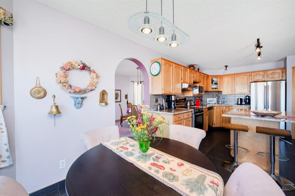 142 Arbour Summit Close NW, Calgary, AB, T3G 3W2 A1102229 Gerard Chiasson