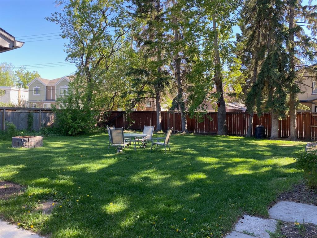 6127 Bow Crescent NW, Calgary, AB, T3B 2C2 A1103158 Brenda Parai