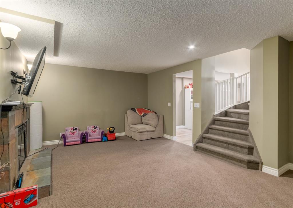 8 Sun Valley Drive SE, Calgary, AB, T2X 1V2 A1103346 Home is not a