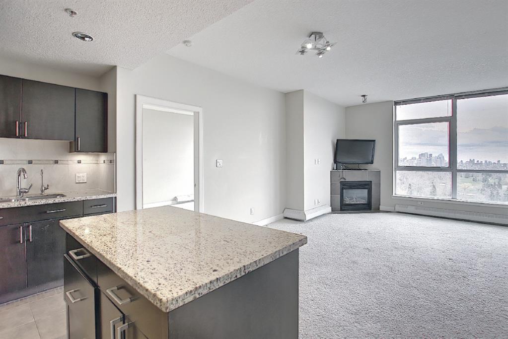 901 77 Spruce Place SW, Calgary, AB, T3C 3X6 A1104367 Hamilton