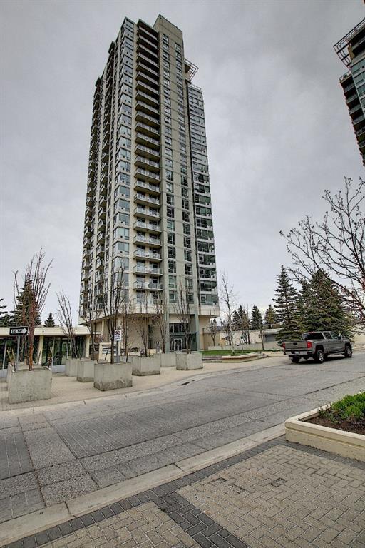 901 77 Spruce Place SW, Calgary, AB, T3C 3X6 A1104367 Hamilton