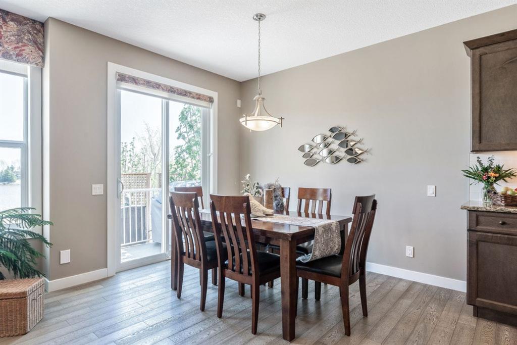 54 Drake Landing Heights, Okotoks, AB, T1S 0L4 A1106337 Andrea