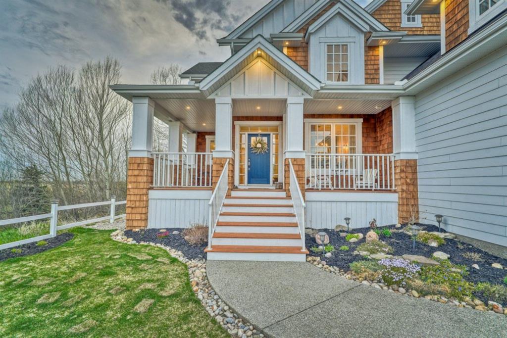 1045 Hillcrest Manor Estate, Strathmore, AB A1108838 Carey Rose