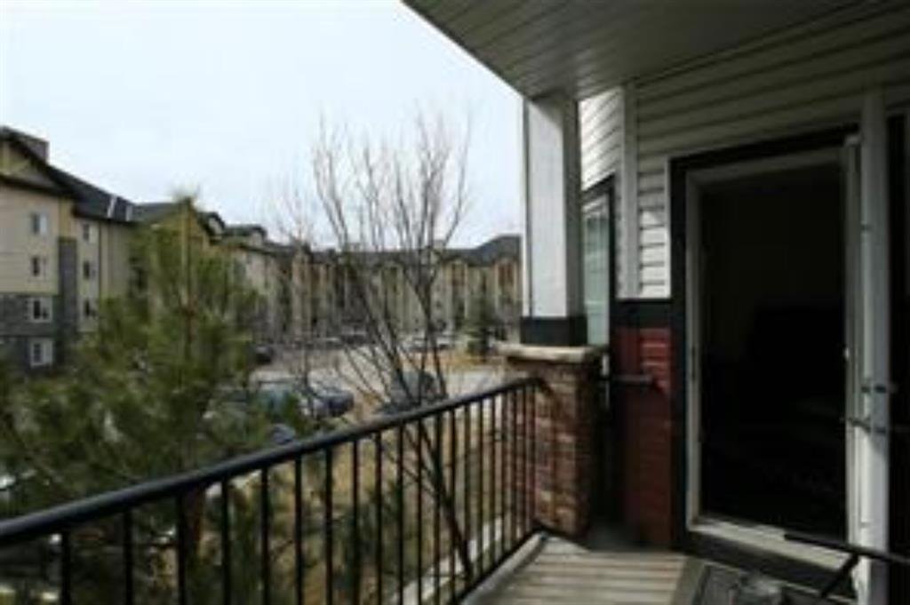 246 60 Royal Oak Plaza NW, Calgary, AB, T3G 4N4 A1113704 Zeena Taghvai 246 60 Royal Oak Plaza NW, Calgary, AB, T3G 4N4 A1113704 Zeena Taghvai
