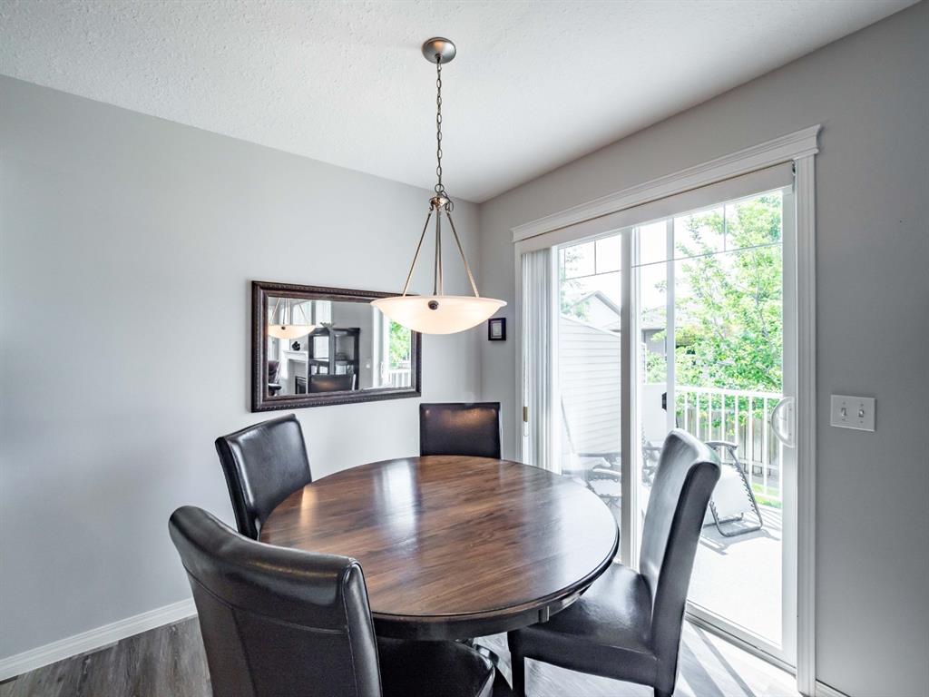 147 Hillview Terrace, Strathmore, AB, T1P 1X2 A1118394 Heart & Sold Ashlee Samaska