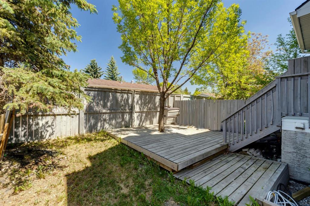 32 Erin Woods Court SE, Calgary, AB A1122325 Connect Real Estate Group