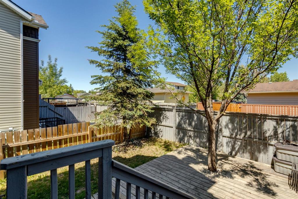 32 Erin Woods Court SE, Calgary, AB A1122325 Connect Real Estate Group