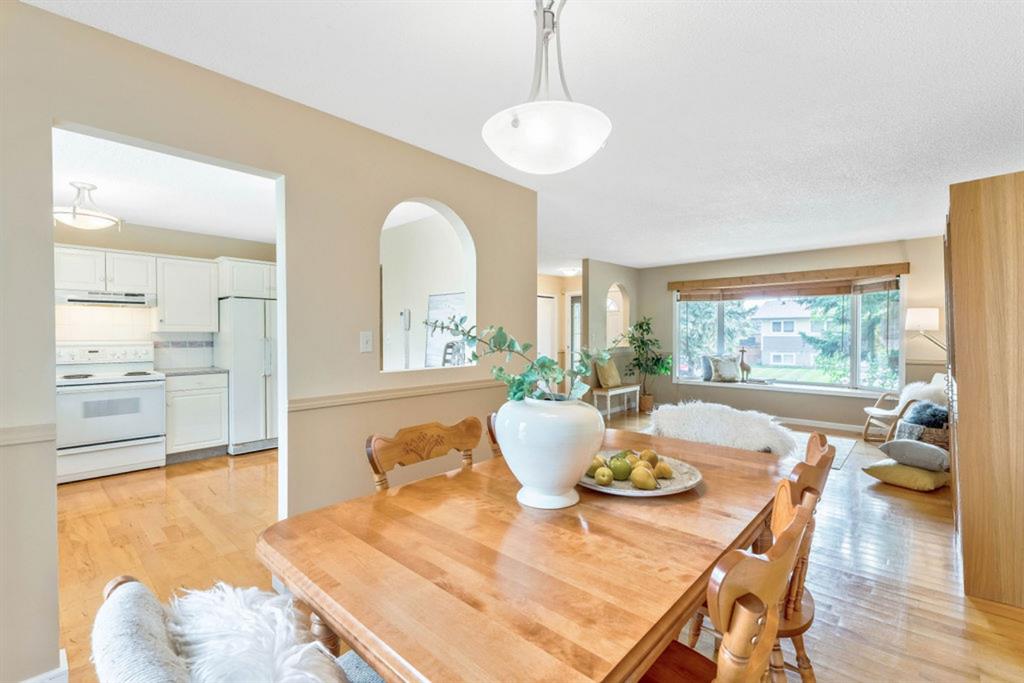 356 Norseman Road NW, Calgary, AB, T2K 5M5 A1130130 Andrea WiltonClark