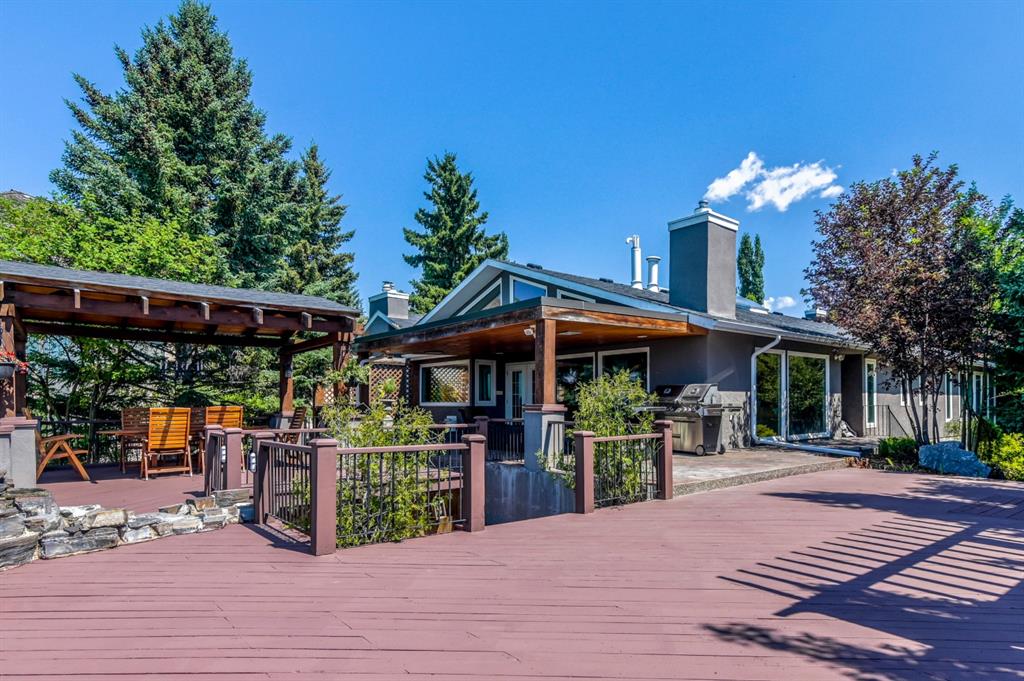 12715 Canso Place SW, Calgary, AB, T2W 3A8 A1130209 Smith Pezzente