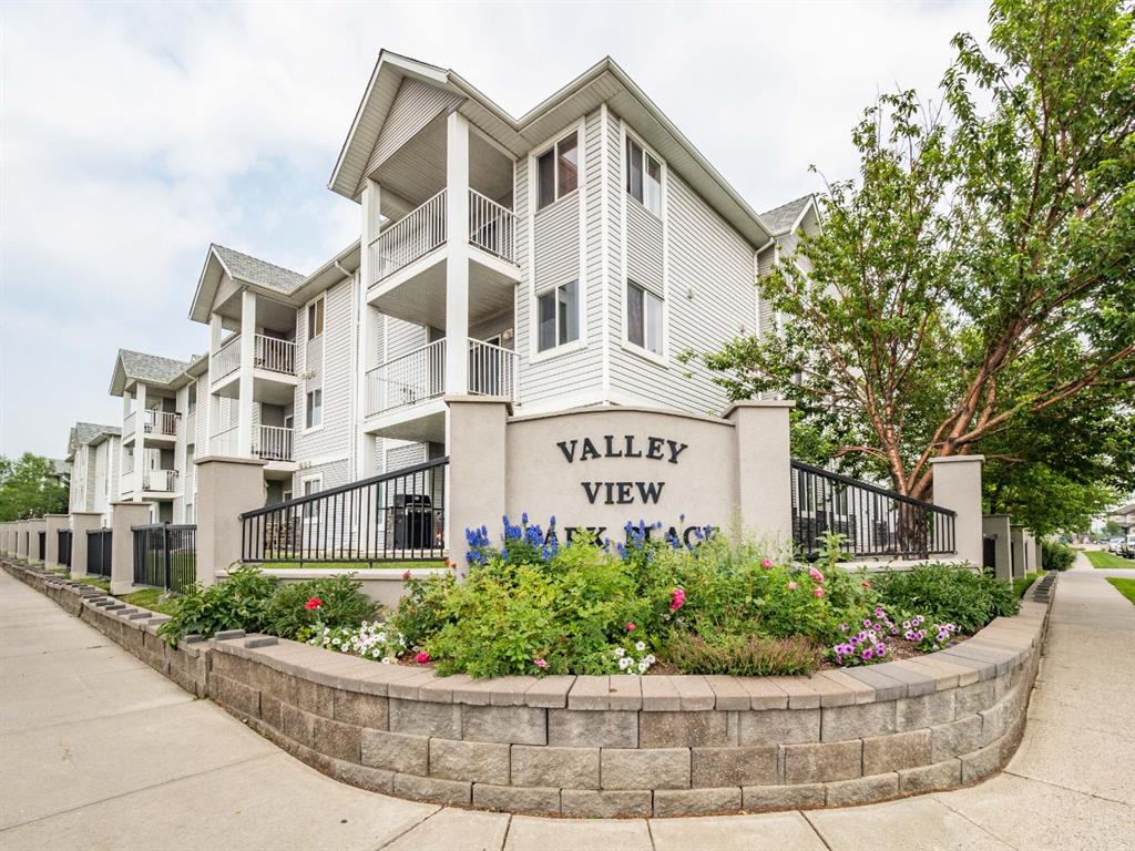 307 2307 Valleyview Park SE, Calgary, AB, T3B 3R6 A1130862 Heart