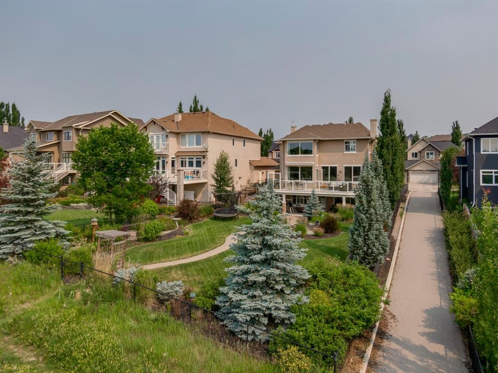 46 Discovery Ridge Heights SW, Calgary, AB A1131253 Josh Hamilton Group