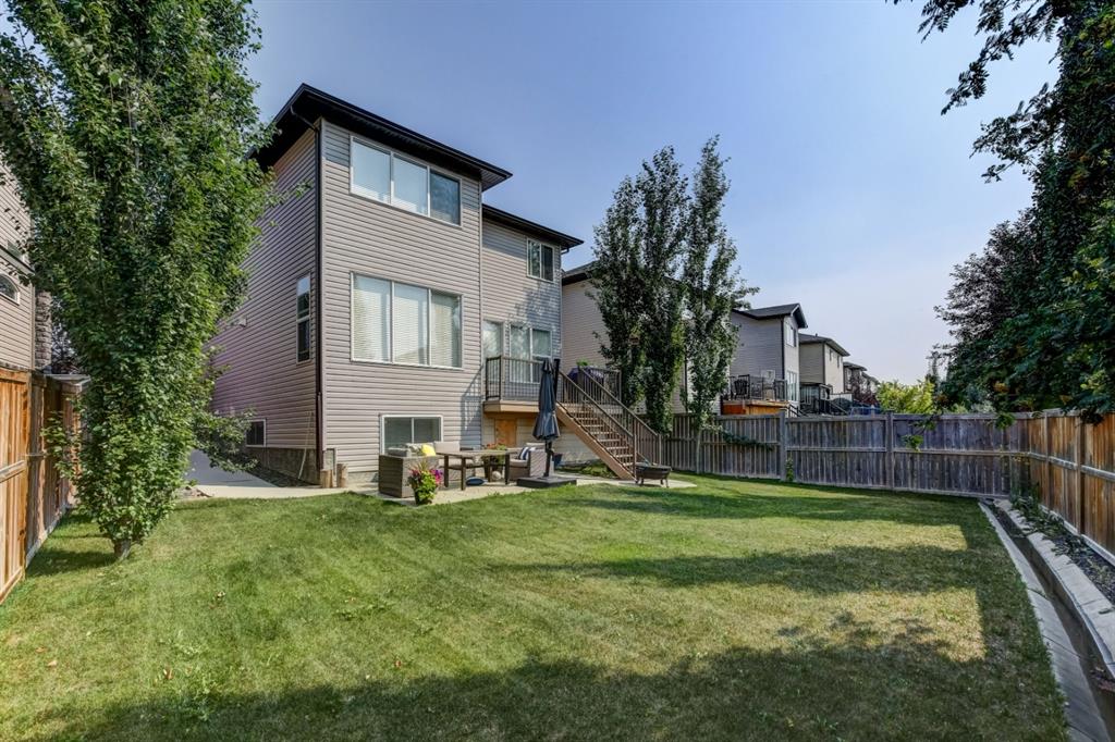 133 Prairie Springs Crescent SW, Airdrie, AB, T4B 0E5 A1131867 Mari