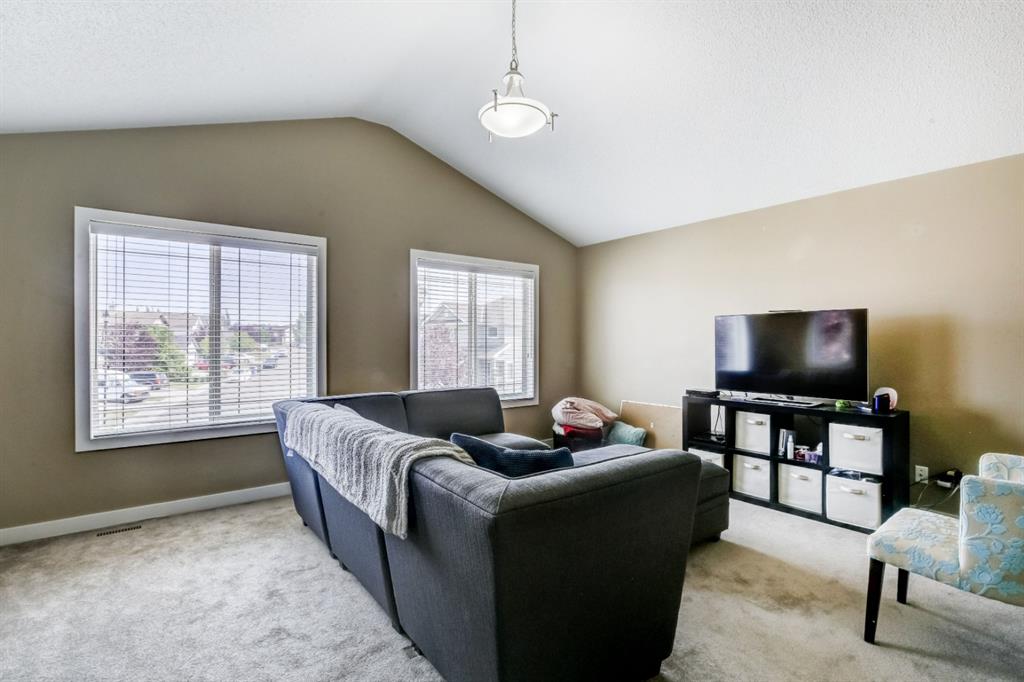 133 Prairie Springs Crescent SW, Airdrie, AB, T4B 0E5 A1131867 Mari