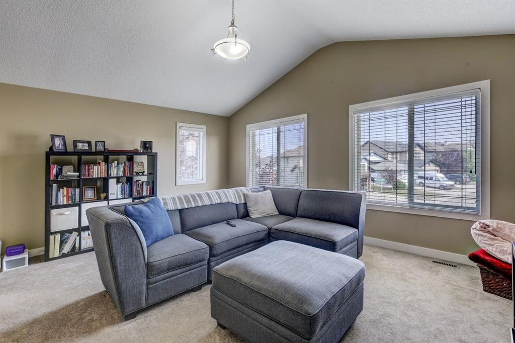 133 Prairie Springs Crescent SW, Airdrie, AB, T4B 0E5 A1131867 Mari