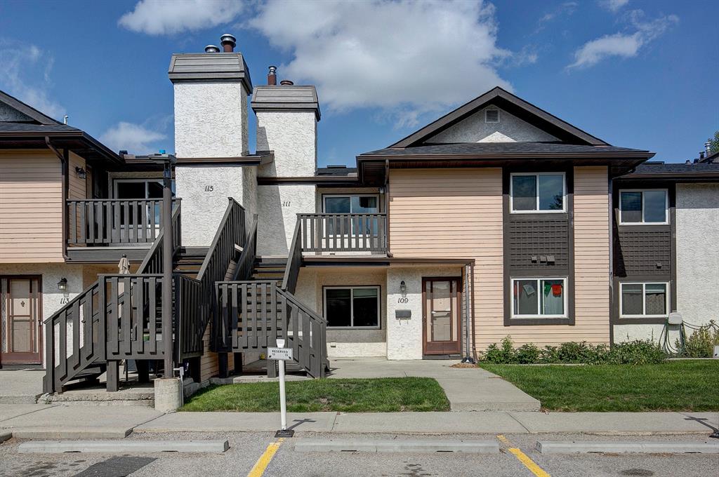 111 Cedar Springs Gardens SW, Calgary, AB, T2W 5J9 A1141045 Home