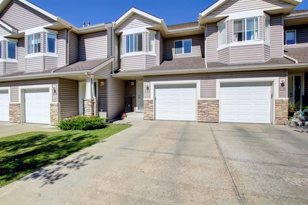 177 Royal Oak Gardens NW, Calgary, AB, T3G 5S5 A1145885 Kelsey Jones