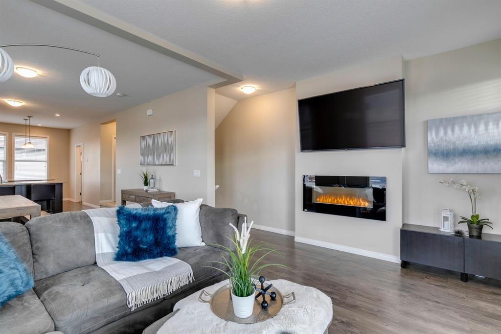 1208 280 Williamstown Close NW, Airdrie, AB, T4B 4B6 A1154213 The