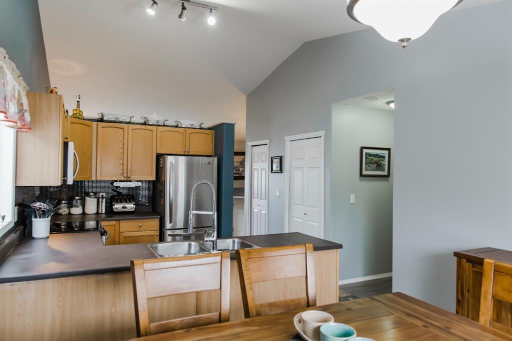 44 Pinnacle Way, Grande Prairie, AB, T8W 2V5 A1159784 Team North