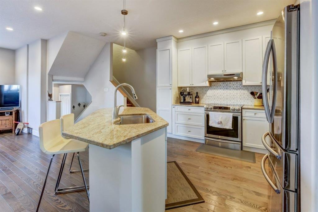 2005 Mackay Road NW, Calgary, AB, T3B 1C8 A1172331 Chris Richter