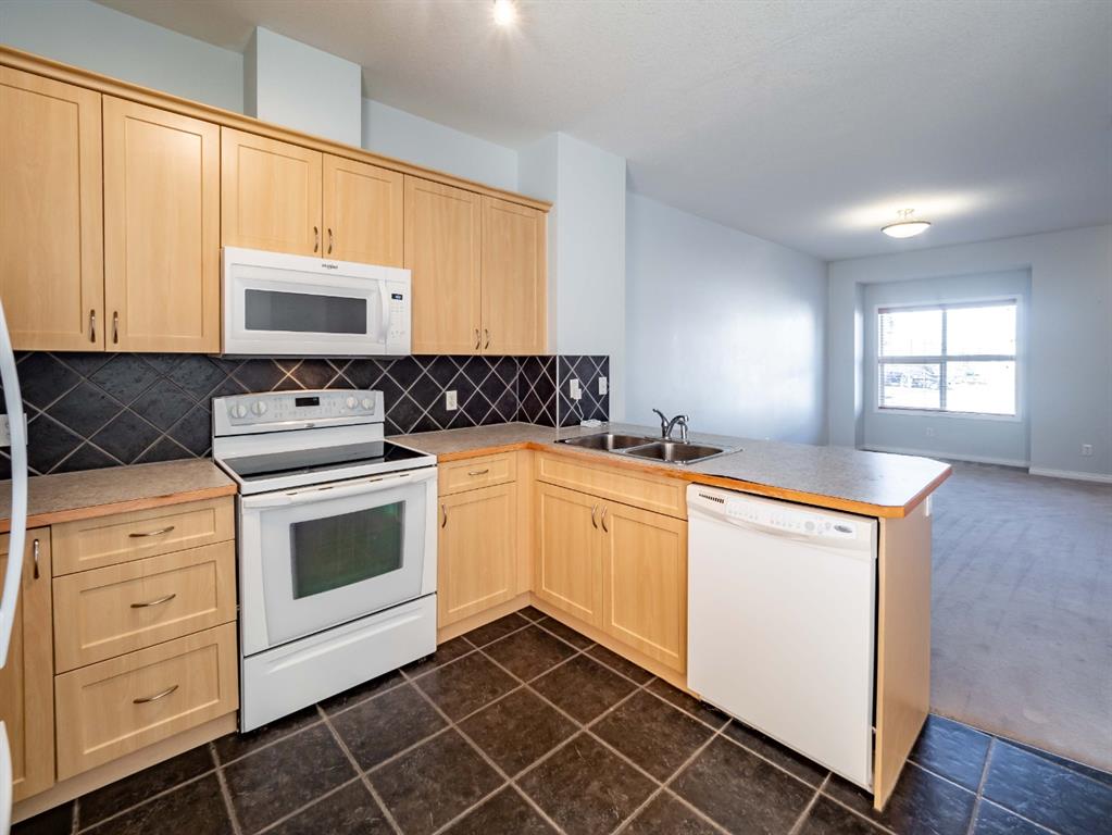 209 Ranch Ridge Meadow, Strathmore, AB, T1P 0A9 A1180839 Heart