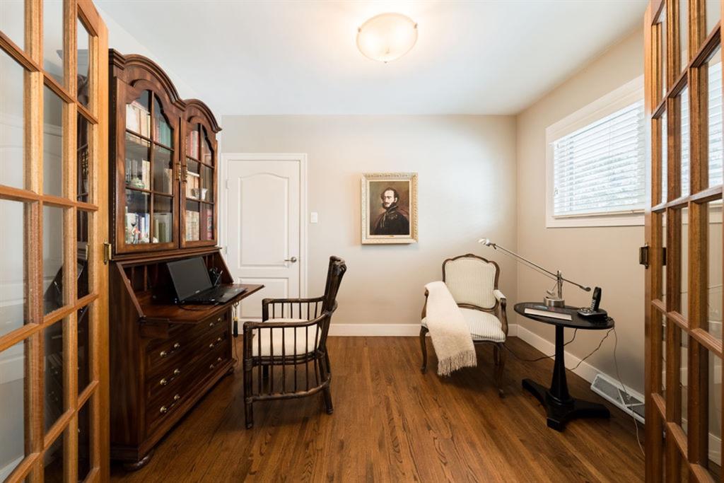 2315 Sovereign Crescent SW, Calgary, AB, T3C 2M3 A1186635 Andrea