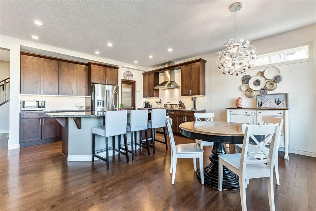 178 Cimarron Vista Way, Okotoks, AB, T1S 0K3 A1188606 Andrea Wilton