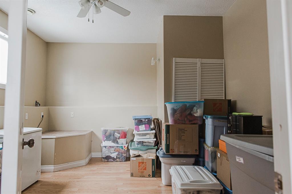 9342 Lakeshore Court, Grande Prairie, AB, T8X 1S4 A1193575 Team North