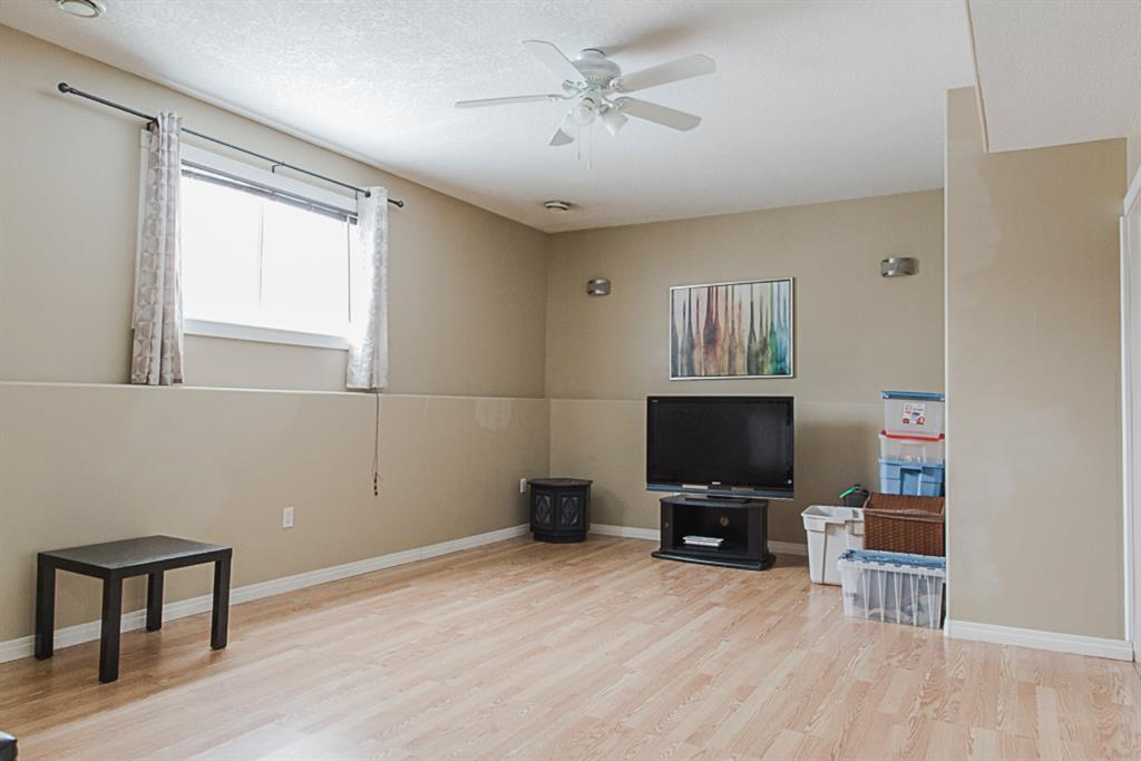 9342 Lakeshore Court, Grande Prairie, AB, T8X 1S4 A1193575 Team North