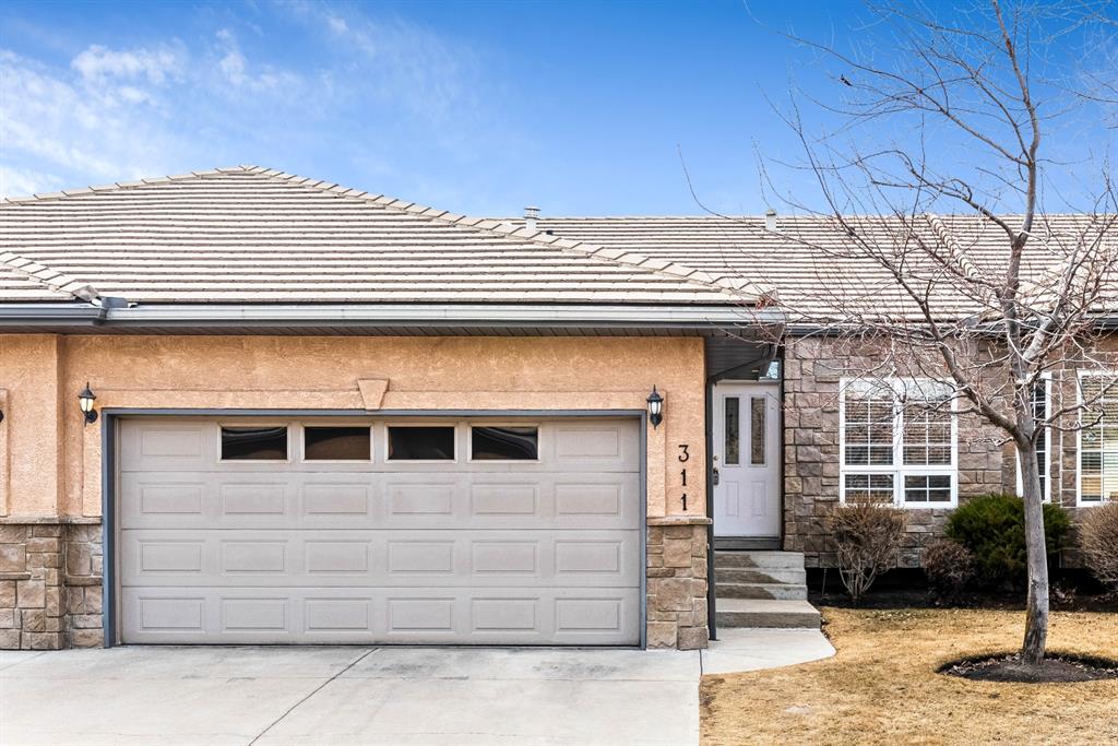 311 Shannon Estates Terrace SW, Calgary, AB, T2Y 4C5 A1195836 Smith