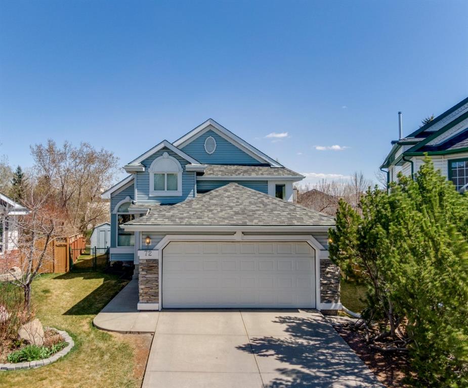 72 Douglas Glen Place SE, Calgary, AB, T2Z 2M9 A1210159 The Penley