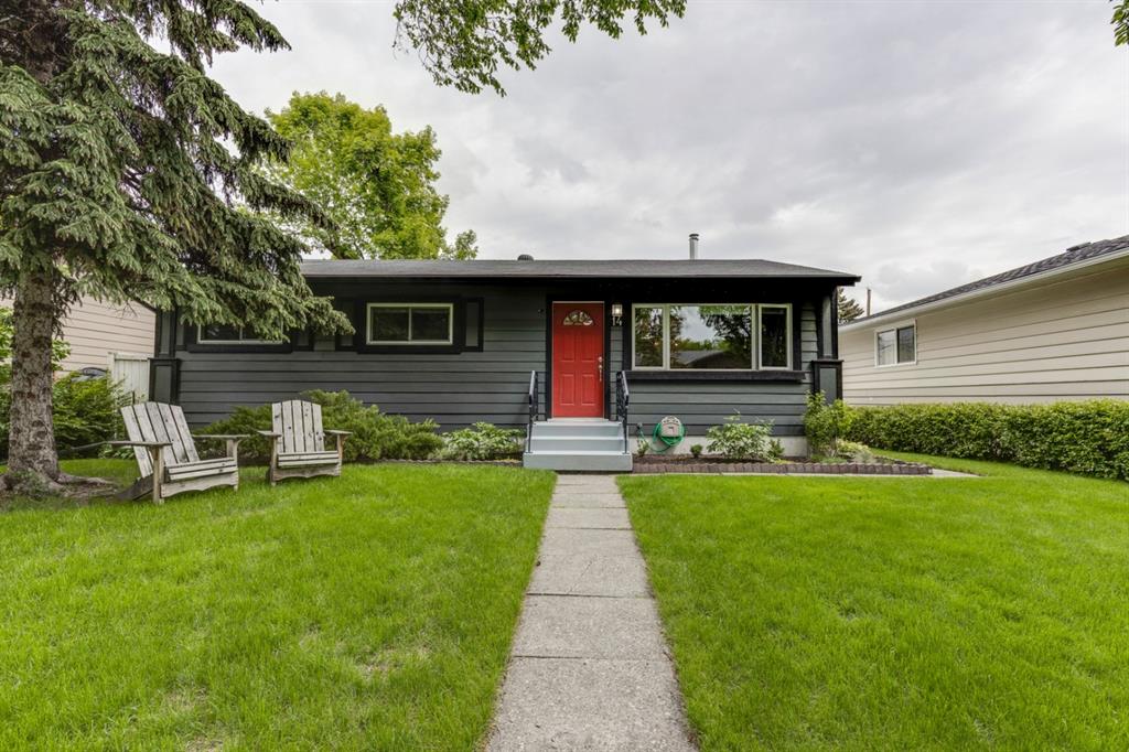 14 Armstrong Crescent SE, Calgary, AB, T2J 0x3 A1230324 The Home