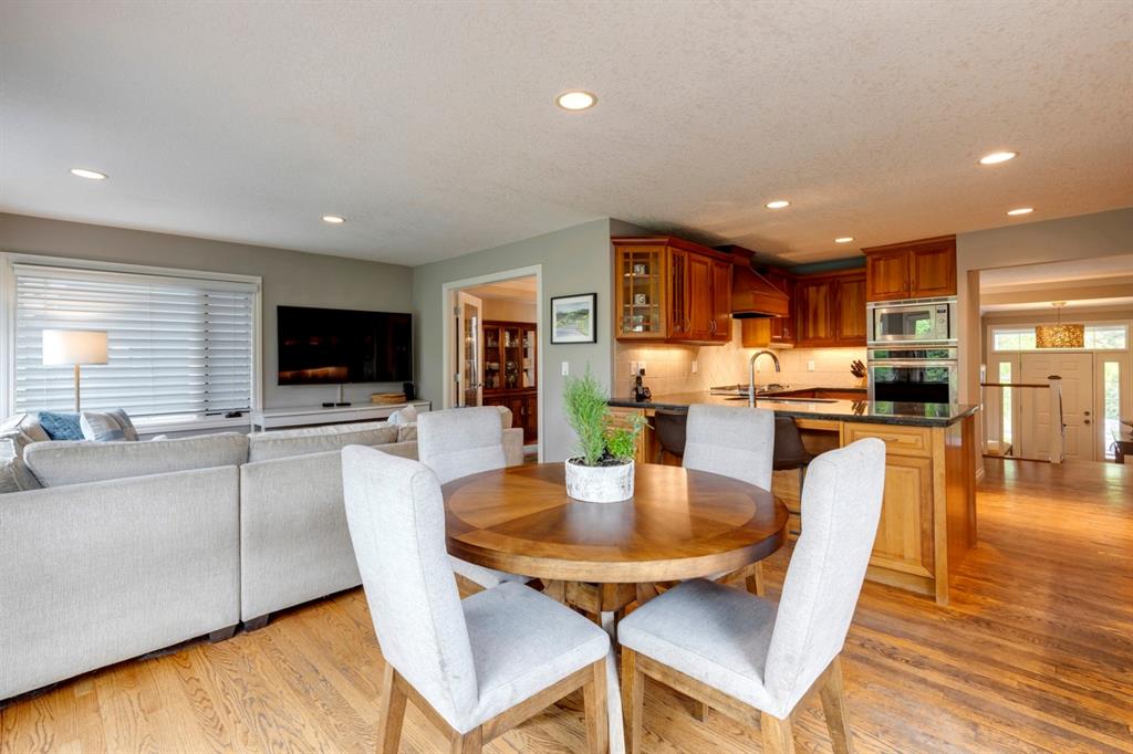 4 Varal Place NW, Calgary, AB, T3A 0A7 A1230667 The Home Hunters