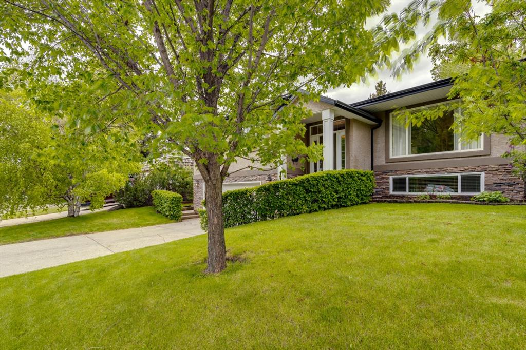 4 Varal Place NW, Calgary, AB, T3A 0A7 A1230667 The Home Hunters