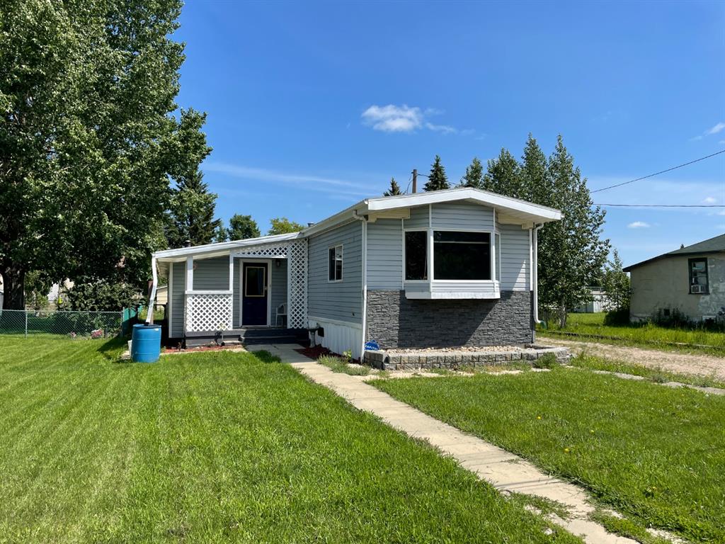 5032 51 Street, Irma, AB, T0B 2H0 A1235272 Coldwell Banker Hometown
