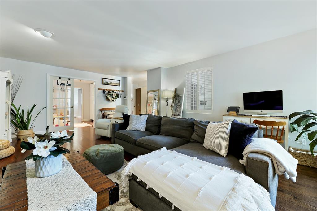 68 Eagle Crest Place SW, Calgary, AB, T2V 2W1 A1244001 Josh