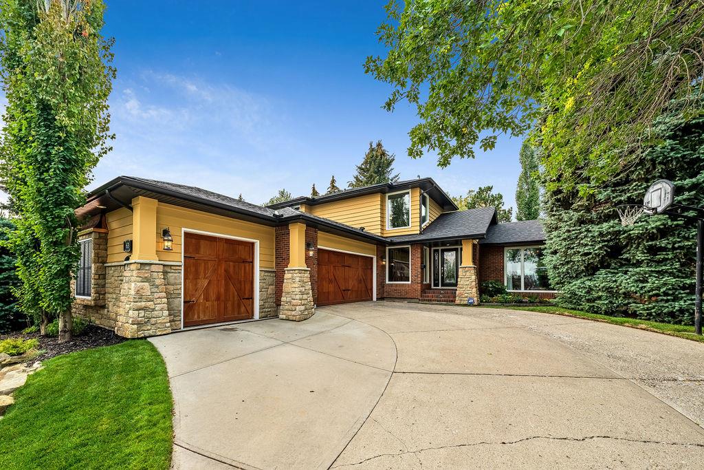 63 Canterbury Drive SW, Calgary, AB, T2W 3S7 A2001655 Smith
