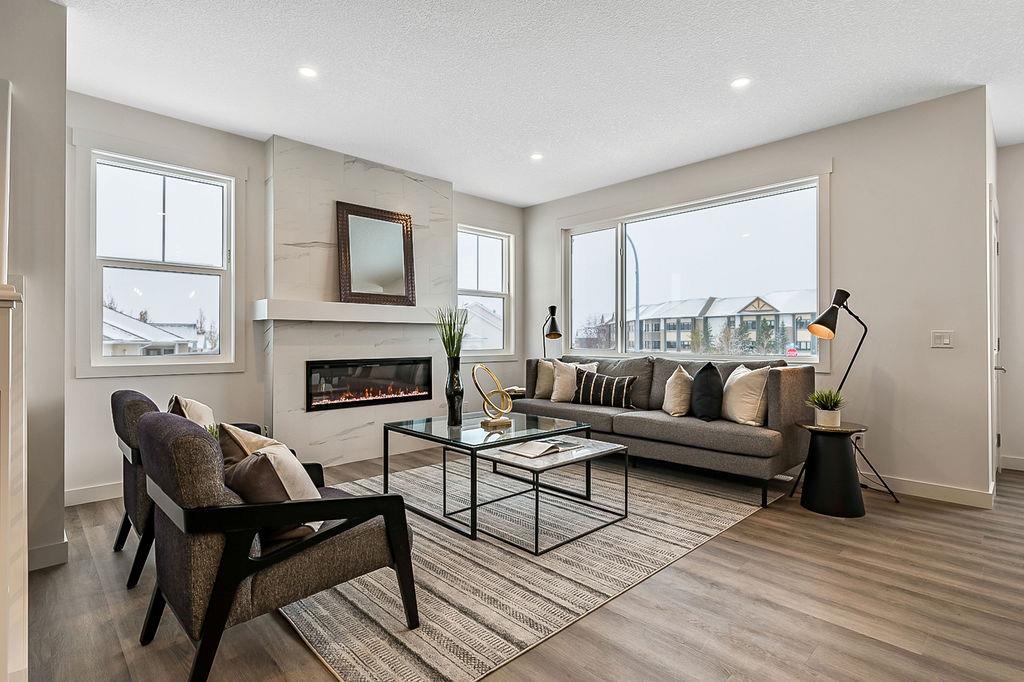 1 Bearberry Lane, Okotoks, AB, T1S 5R8 A2008876 Andrea WiltonClark