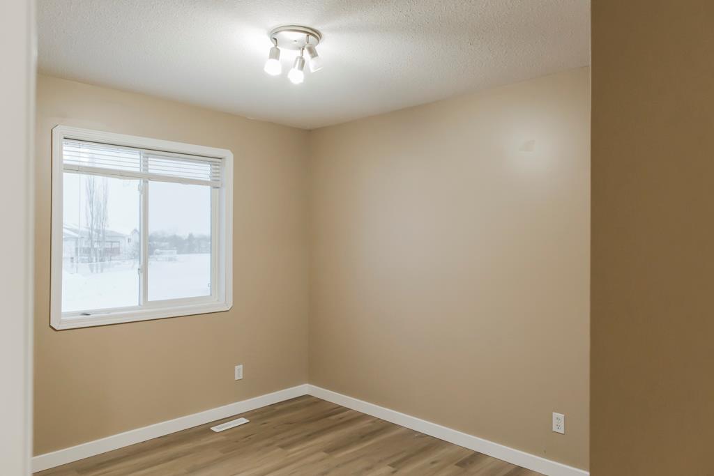 7421 Kateri Drive, Grande Prairie, AB, T8W 2N1 A2013619 Team North