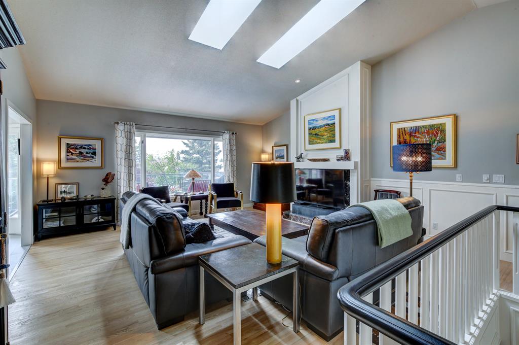 23 Scandia Point NW, Calgary, AB, T3L 1T6 A2015633 Brenda Parai and